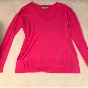 Vineyard Vines pink sweater